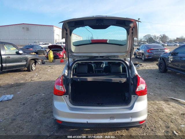 Ford FOCUS SE 2014 1FADP3K24EL383501 Image 17