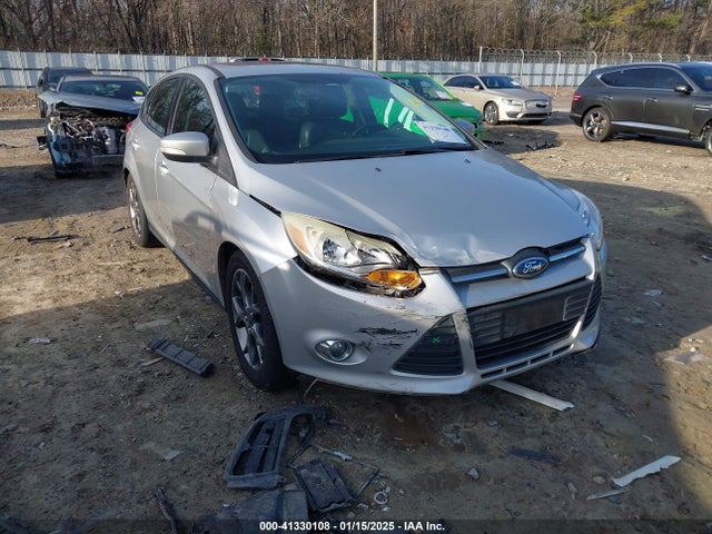 Ford FOCUS SE 2014 1FADP3K24EL383501 Image 6
