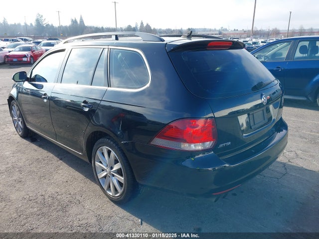 2010 VOLKSWAGEN JETTA SPORTWAGEN 3VWPZ7AJXAM648798 Photo 2