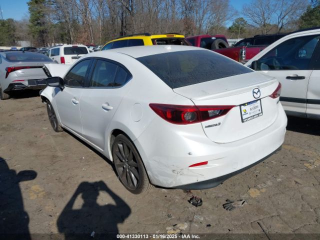 3MZBN1W33JM173105 Mazda Mazda3 Grand Touring