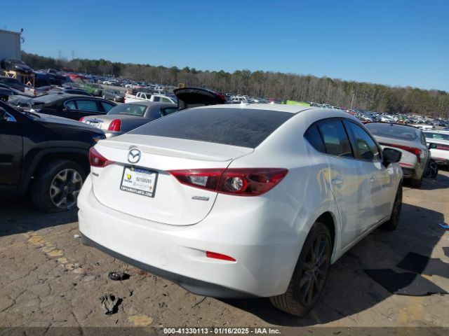 3MZBN1W33JM173105 Mazda Mazda3 Grand Touring