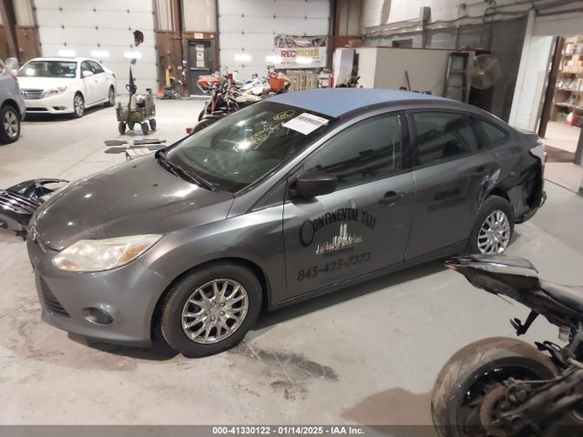 1FADP3E27EL215413 Ford FOCUS S