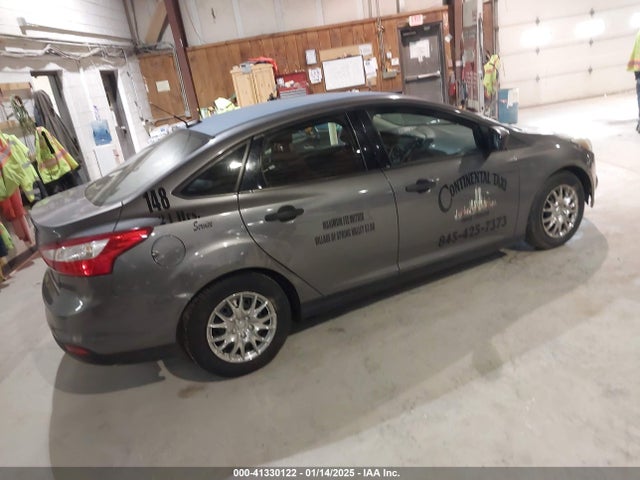 1FADP3E27EL215413 Ford FOCUS S