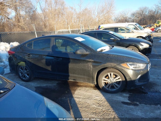 Hyundai Elantra Value Edition 2017 KMHD84LF8HU237322 Image 13