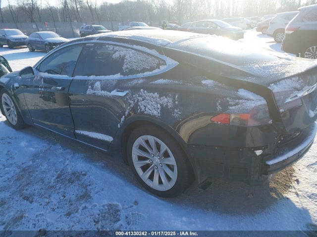 2016 TESLA MODEL S 5YJSA1E26GF171482 Photo 2