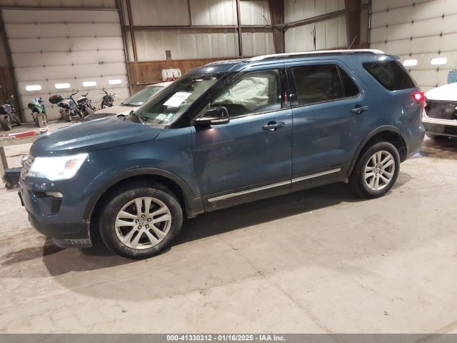 Ford EXPLORER XLT 2018 1FM5K8D89JGB73695 Image 2