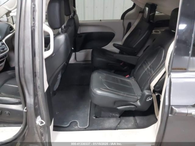 2C4RC1BGXHR753504 Chrysler Pacifica Touring-l