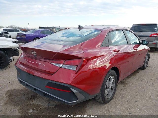 KMHLL4DGXRU851601 Hyundai ELANTRA SE