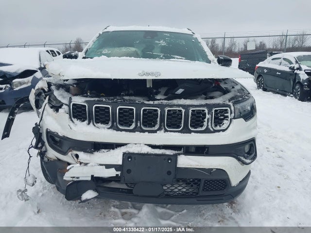 Jeep Compass Latitude 4x4 2024 3C4NJDBN5RT109413 Image 12