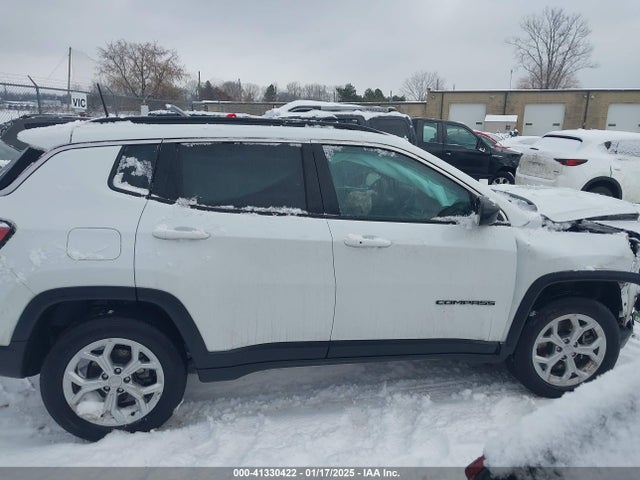 Jeep Compass Latitude 4x4 2024 3C4NJDBN5RT109413 Image 13