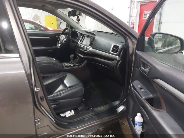 5TDJKRFHXGS317890 Toyota Highlander Xle V6
