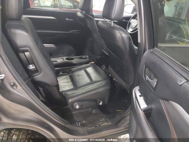 5TDJKRFHXGS317890 Toyota Highlander Xle V6