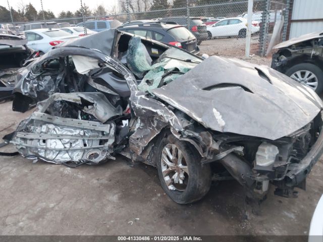 KMHHU6KJ8FU124823 Hyundai Genesis