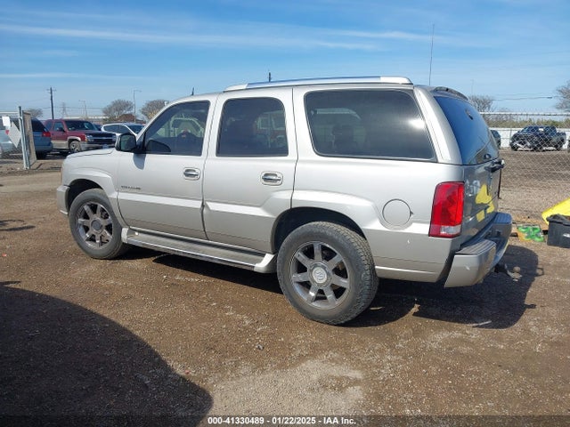2005 CADILLAC ESCALADE 1GYEK63N95R223256 Photo 2