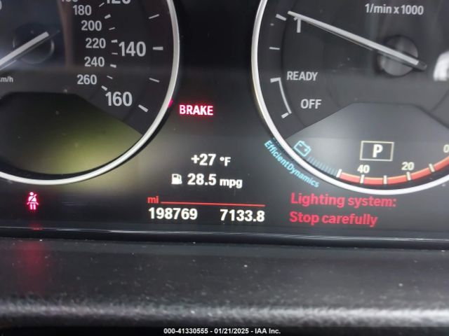 WBA8E9G57GNT44767 BMW 3 Series
