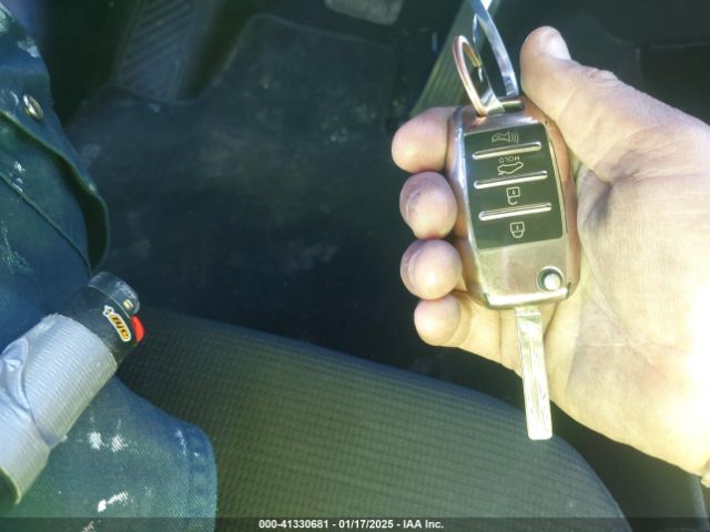 5XYKT3A62EG456720 KIA SORENTO LX