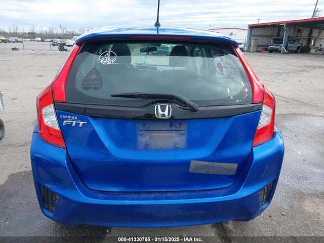 Honda FIT LX 2015 3HGGK5H58FM718263 Image 16