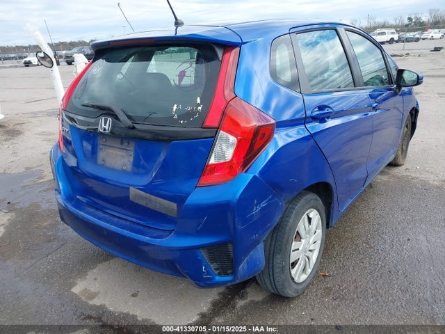 Honda FIT LX 2015 3HGGK5H58FM718263 Image 4