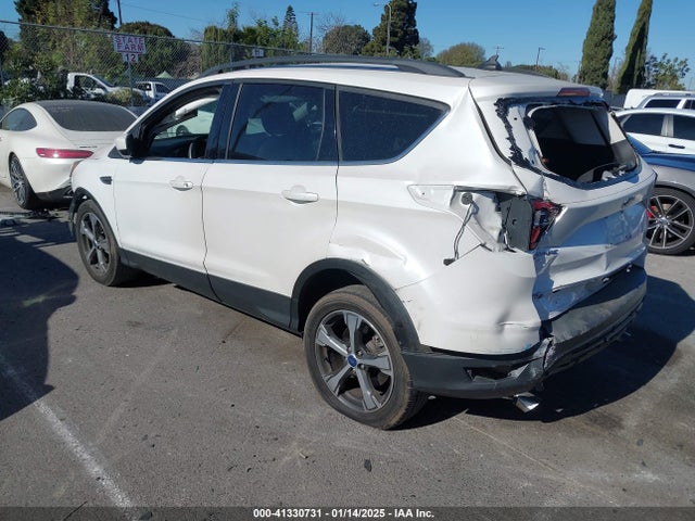 Ford ESCAPE SEL 2018 1FMCU0HD3JUA57341 Image 3