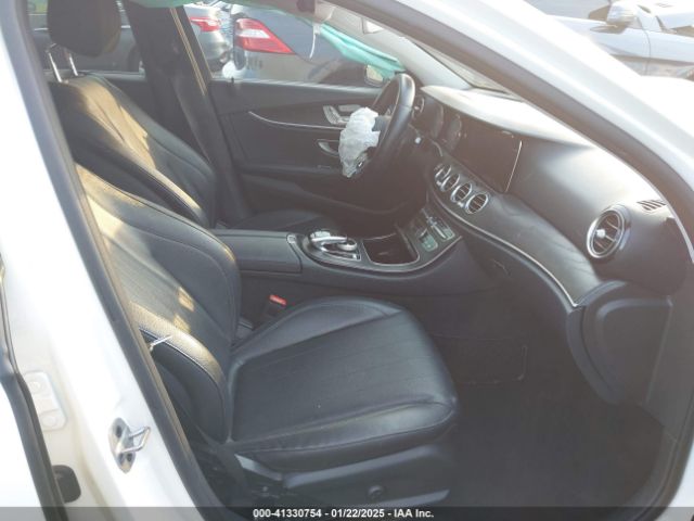 WDDZF4JB2KA544094 Mercedes-Benz E 300