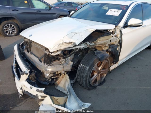 WDDZF4JB2KA544094 Mercedes-Benz E 300