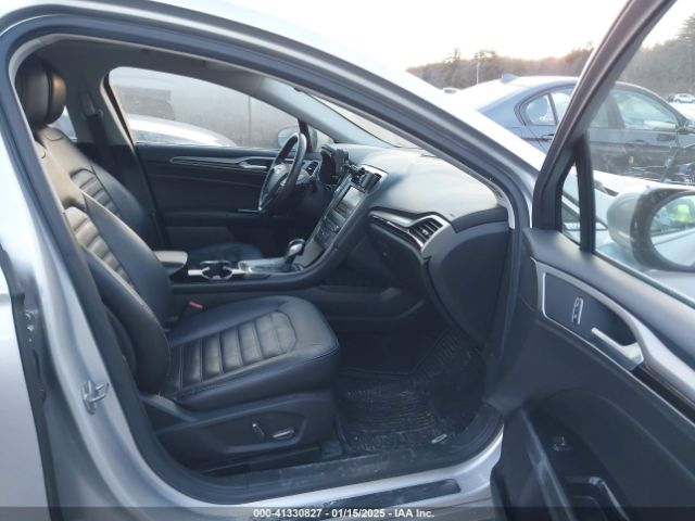 3FA6P0H94GR272656 Ford FUSION SE