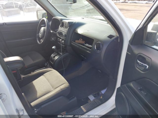 2016 JEEP PATRIOT 1C4NJPBB5GD800287 Photo 4