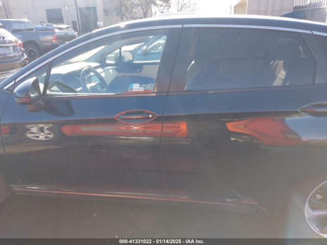 JHMZC5F33JC014468 Honda Clarity Plug-in Hybrid Touring