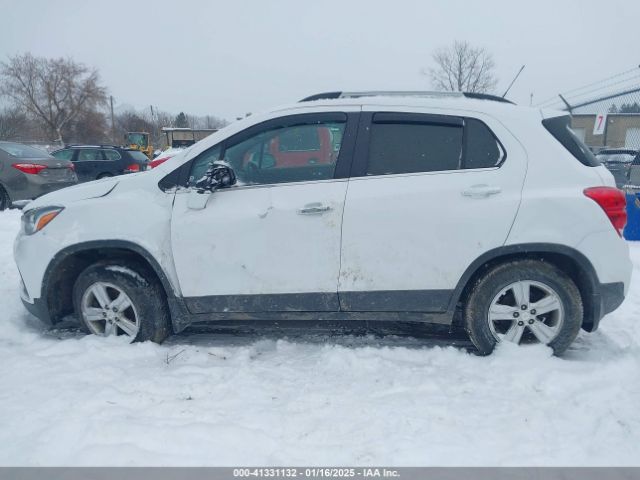 3GNCJPSB8LL300238 Chevrolet Trax Awd Lt