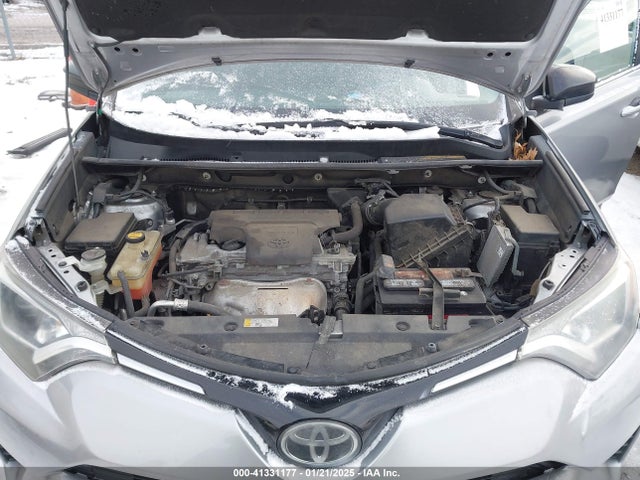 Toyota RAV4 LE 2017 2T3BFREV9HW550630 Image 10