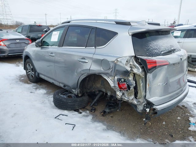 Toyota RAV4 LE 2017 2T3BFREV9HW550630 Image 3