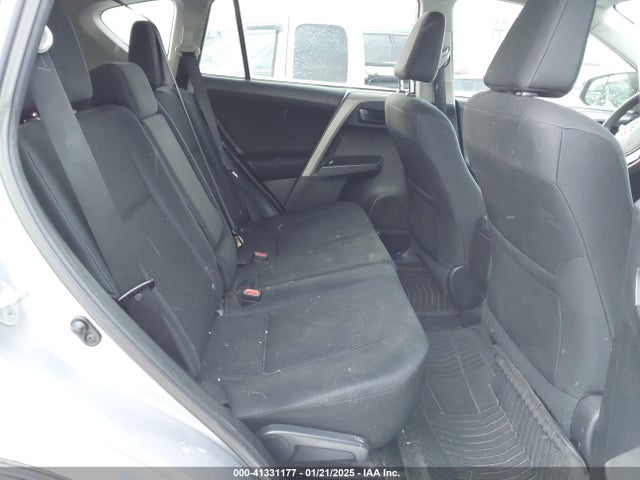 Toyota RAV4 LE 2017 2T3BFREV9HW550630 Image 8