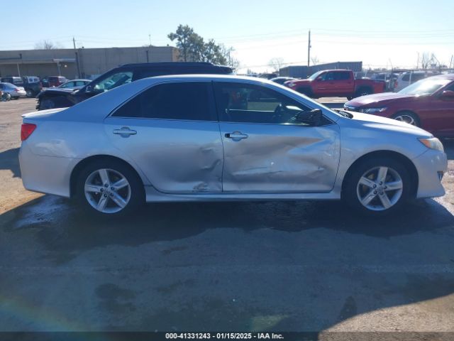 4T1BF1FK3EU424791 Toyota CAMRY SE
