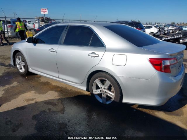 4T1BF1FK3EU424791 Toyota CAMRY SE