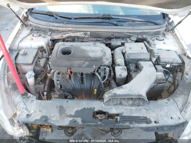 5NPE24AF0JH606798 Hyundai SONATA SE