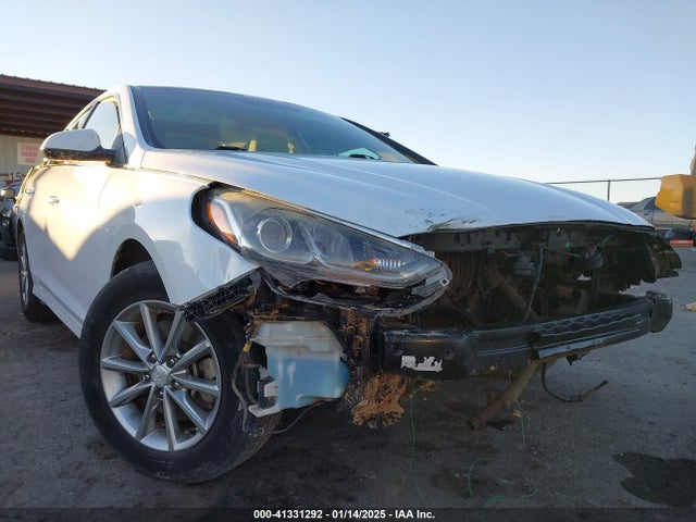 5NPE24AF0JH606798 Hyundai SONATA SE