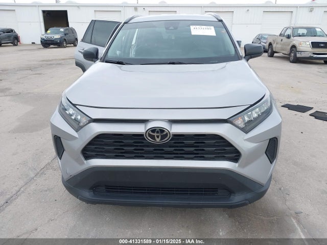 Toyota RAV4 LE 2021 2T3H1RFV3MW152217 Image 12