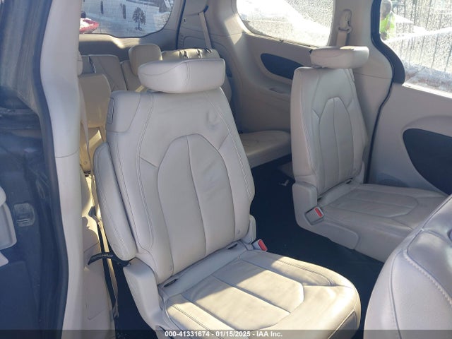 2C4RC1BG9HR503445 Chrysler Pacifica