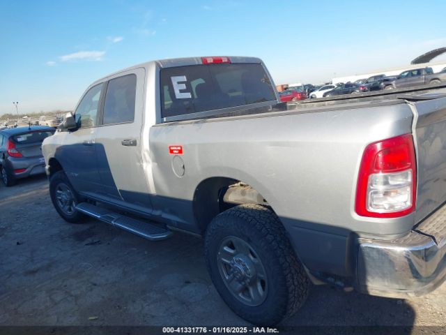 3C6UR5DJ8NG137253 RAM 2500 Big Horn  4x4 6'4 Box