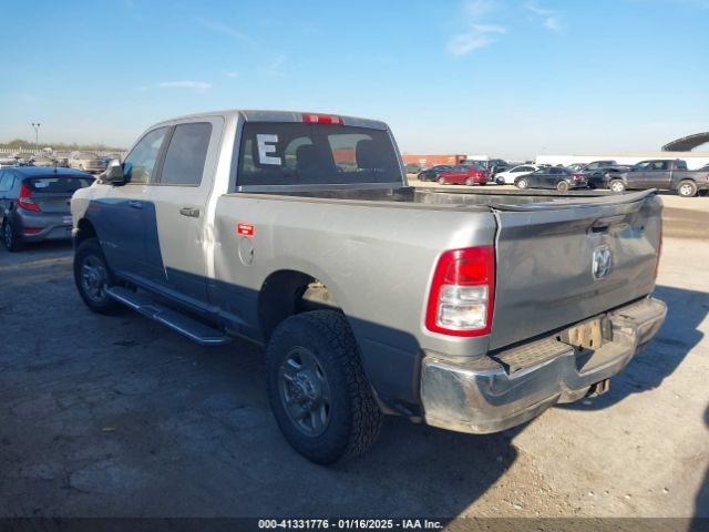 3C6UR5DJ8NG137253 RAM 2500 Big Horn  4x4 6'4 Box