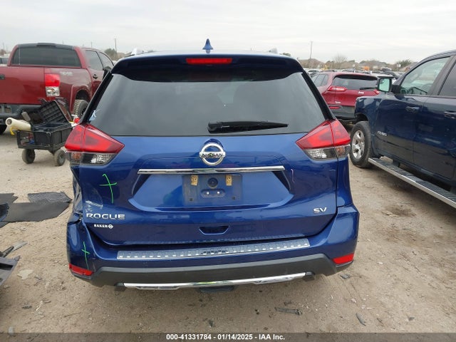 Nissan ROGUE SV 2018 5N1AT2MT8JC706334 Image 17