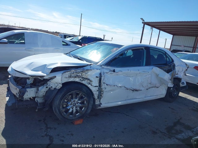 Toyota CAMRY LE 2019 4T1B11HK2KU258285 Image 13