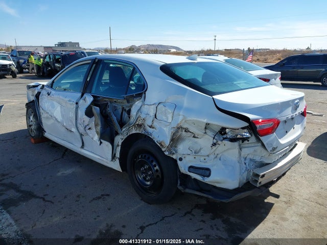Toyota CAMRY LE 2019 4T1B11HK2KU258285 Image 3