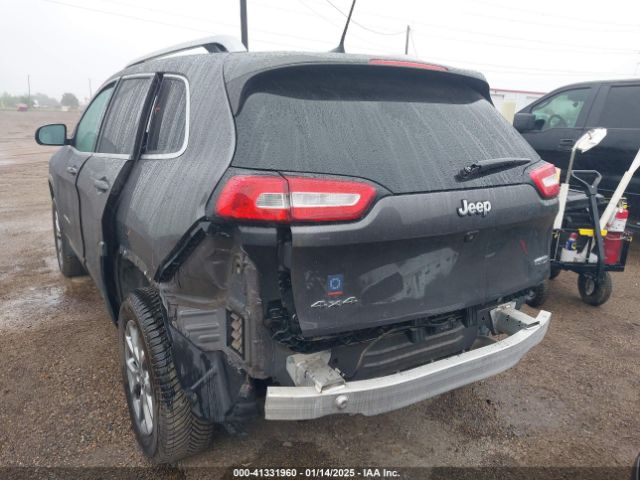 1C4PJMLX9JD618973 Jeep Cherokee Latitude Plus 4x4