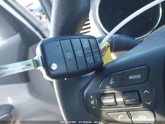 KNDMB5C18K6540726 KIA SEDONA LX
