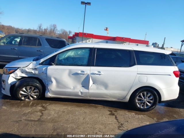 KNDMB5C18K6540726 KIA SEDONA LX