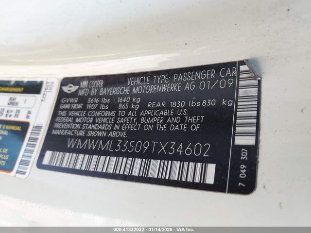 2009 MINI COOPER CLUBMAN WMWML33509TX34602 Photo 8