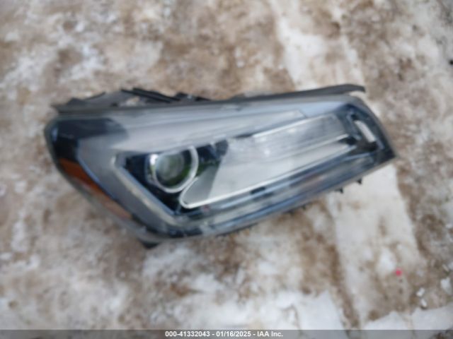 1GKKRPKD4GJ156817 GMC Acadia Sle-2