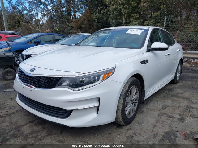 KIA Optima Lx 2016 5XXGT4L37GG030124 Image 2