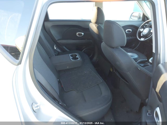 KIA SOUL + 2017 KNDJP3A54H7418463 Image 8